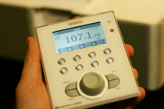 Illustration for article titled Hello, GEORGE - Hands-On The $499 iPod Dock With A Killer Remote